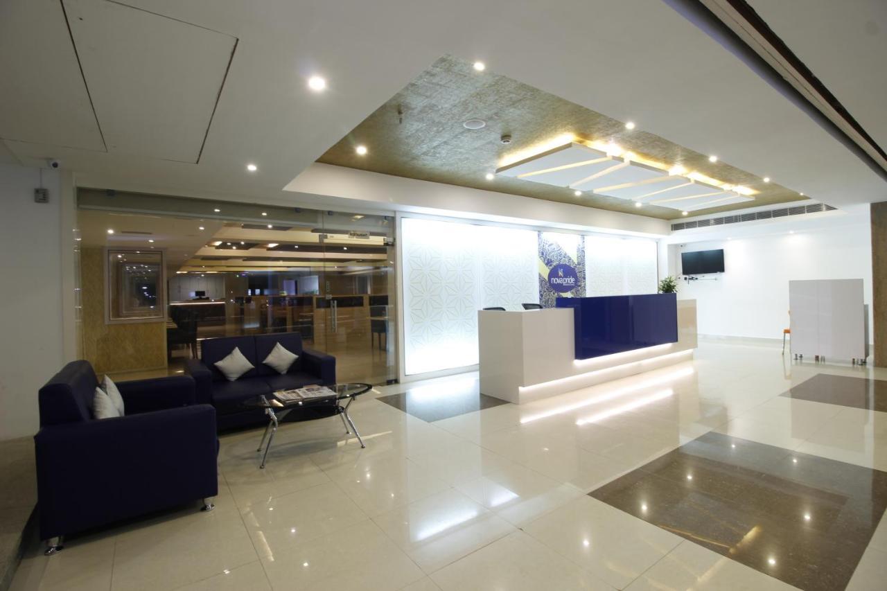 Nova Pride Hotel Hyderabad Eksteriør billede